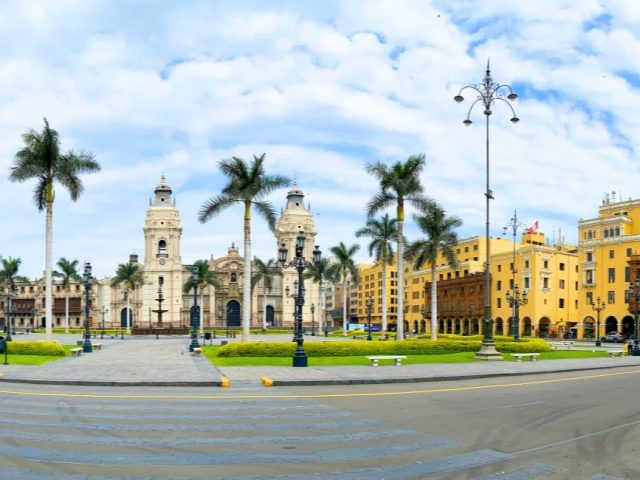 Colonial City Tour in Lima